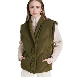 (A8) Blank NYC Olive Green Matcha Latte Quilted Snap Vest, Size Small, NWT